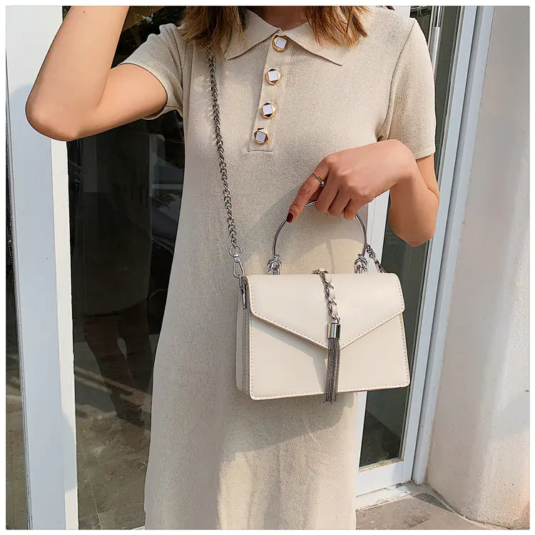 Chic Chain Bag for Women - Trendy Tassel Shoulder Bag